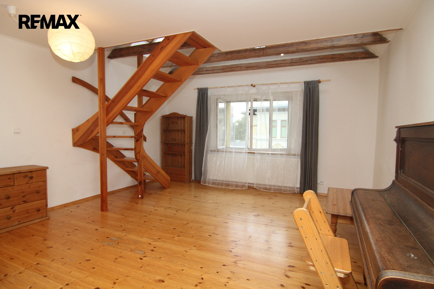 Pronájem bytu 5+kk 105 m² — photo 4