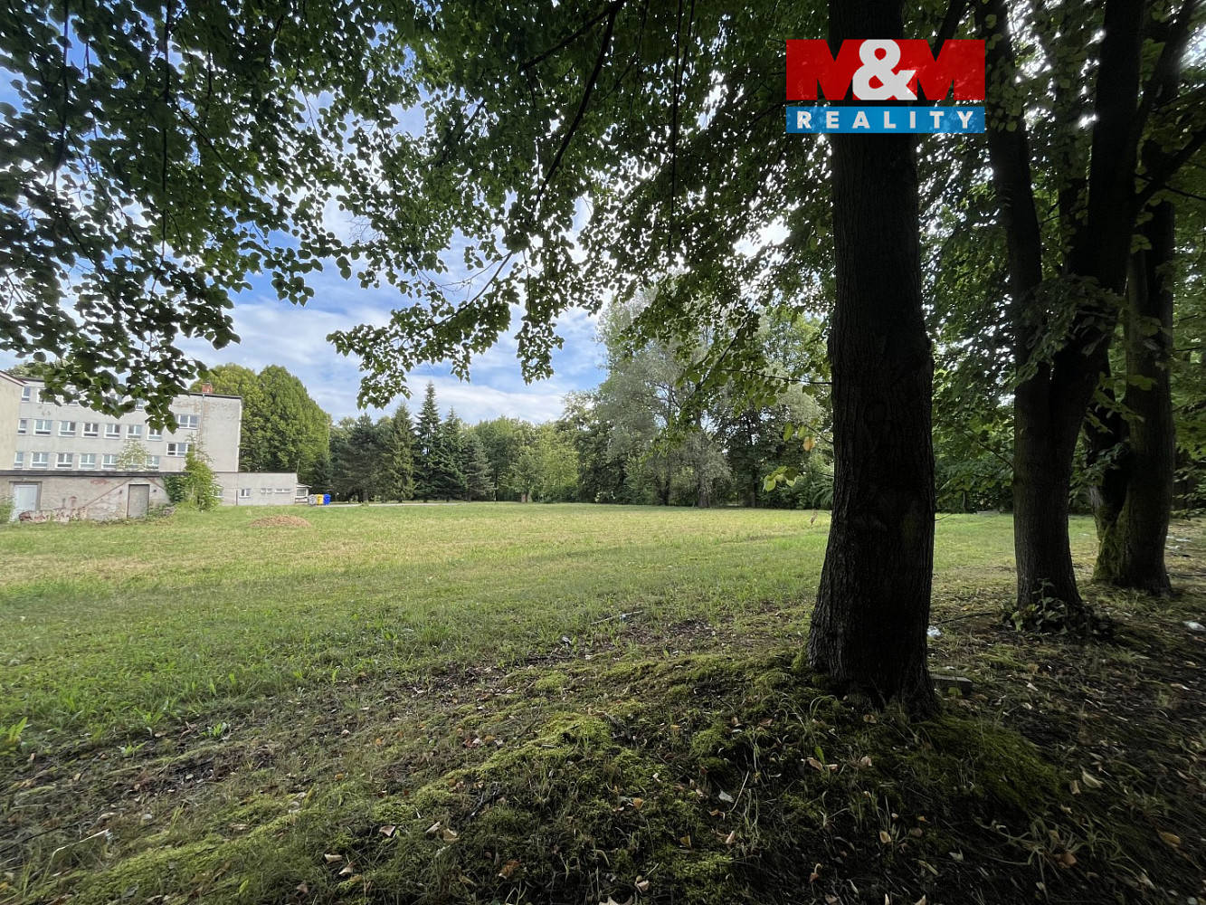 Prodej komerčního pozemku 6 100 m²