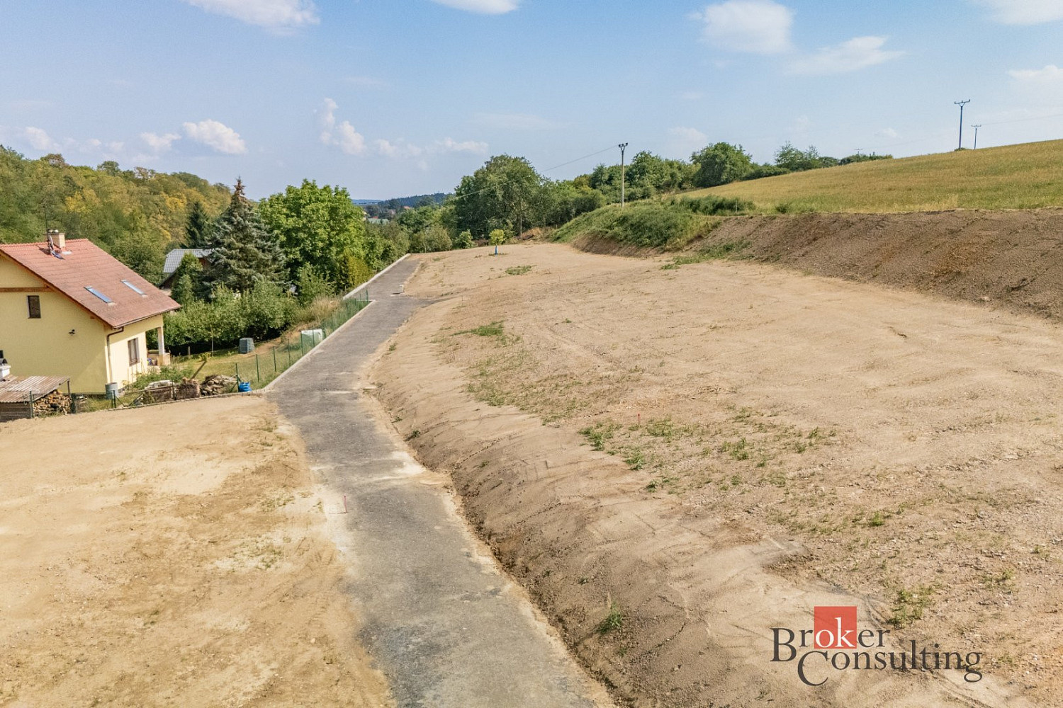 Prodej stavebního pozemku 6 411 m² – fotografie 3