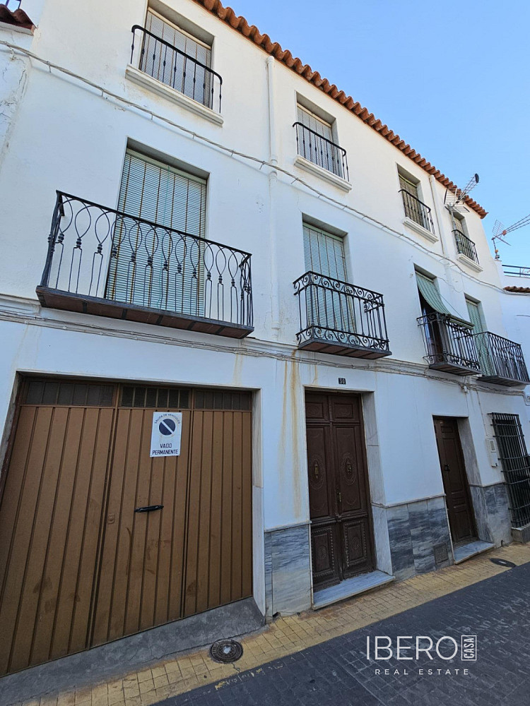 Prodej domu 904 m² s pozemkem 318 m²