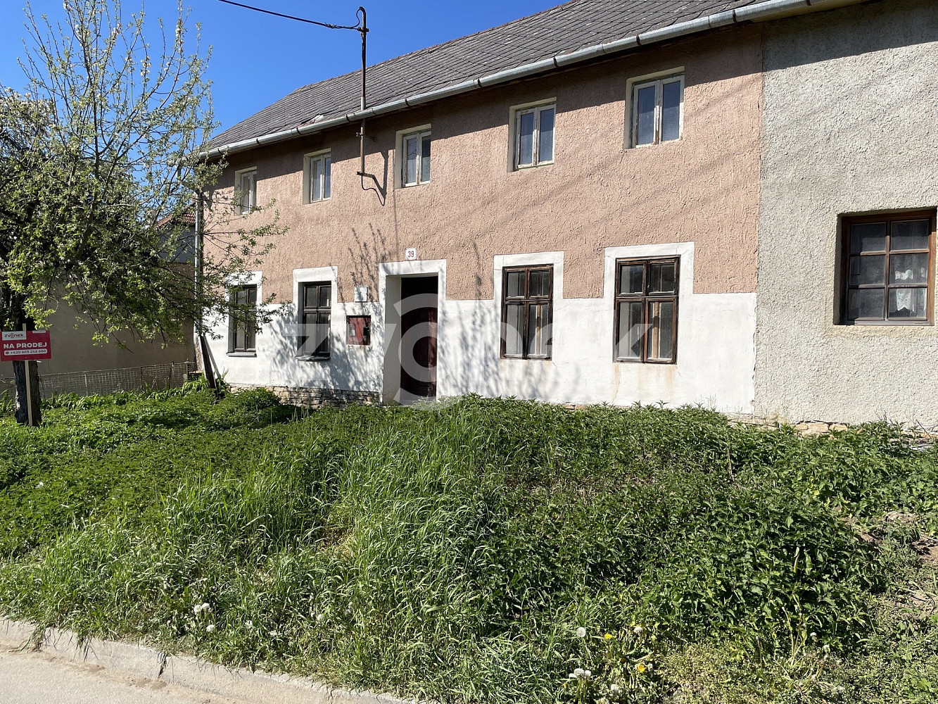 Prodej domu 240 m² s pozemkem 822 m²