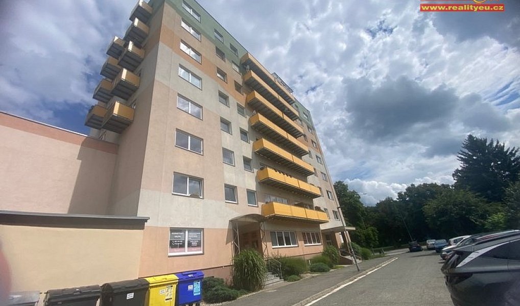 Pronájem kanceláře 40 m², Náchod – náhled fotky 2