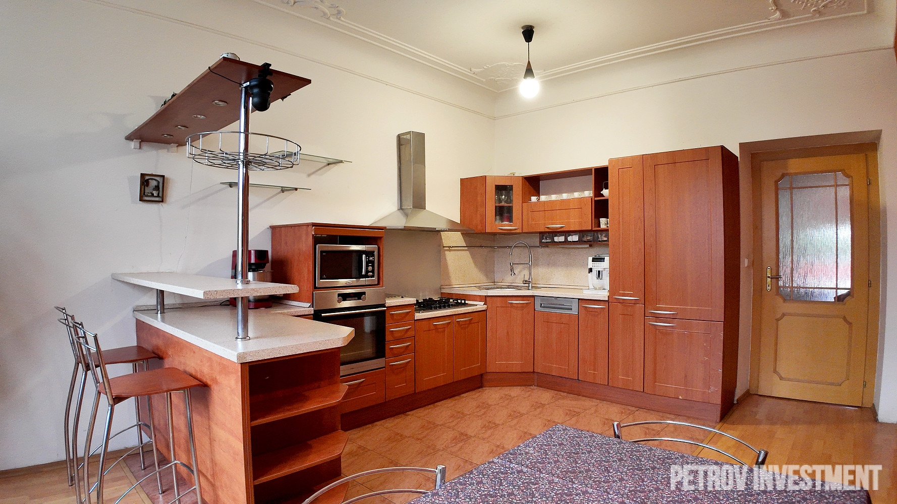 Prodej domu 690 m² s pozemkem 652 m² – fotografie 4