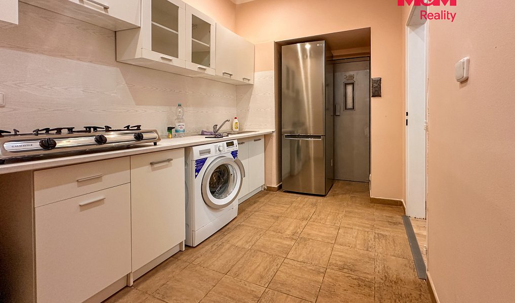 Prodej nájemního domu, činžáku 340 m², Karlovy Vary – náhled fotky 25