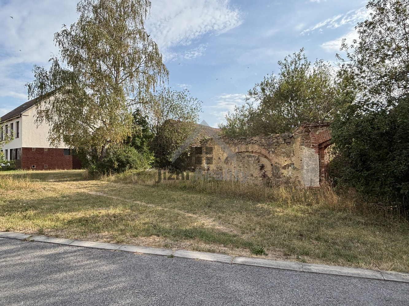 Prodej stavebního pozemku 721 m² – fotografie 3