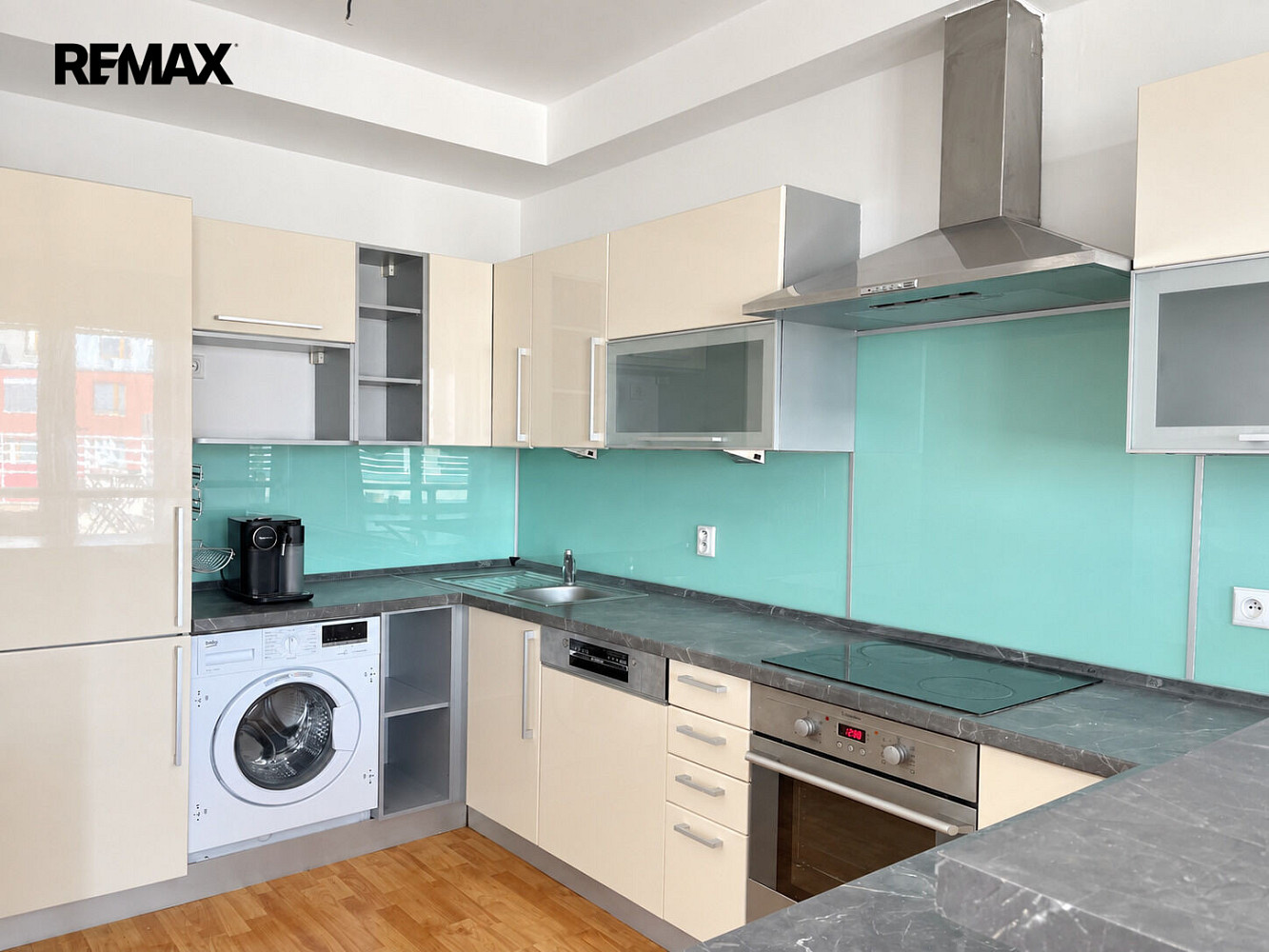 Prodej bytu 4+kk 86 m² – fotografie 3