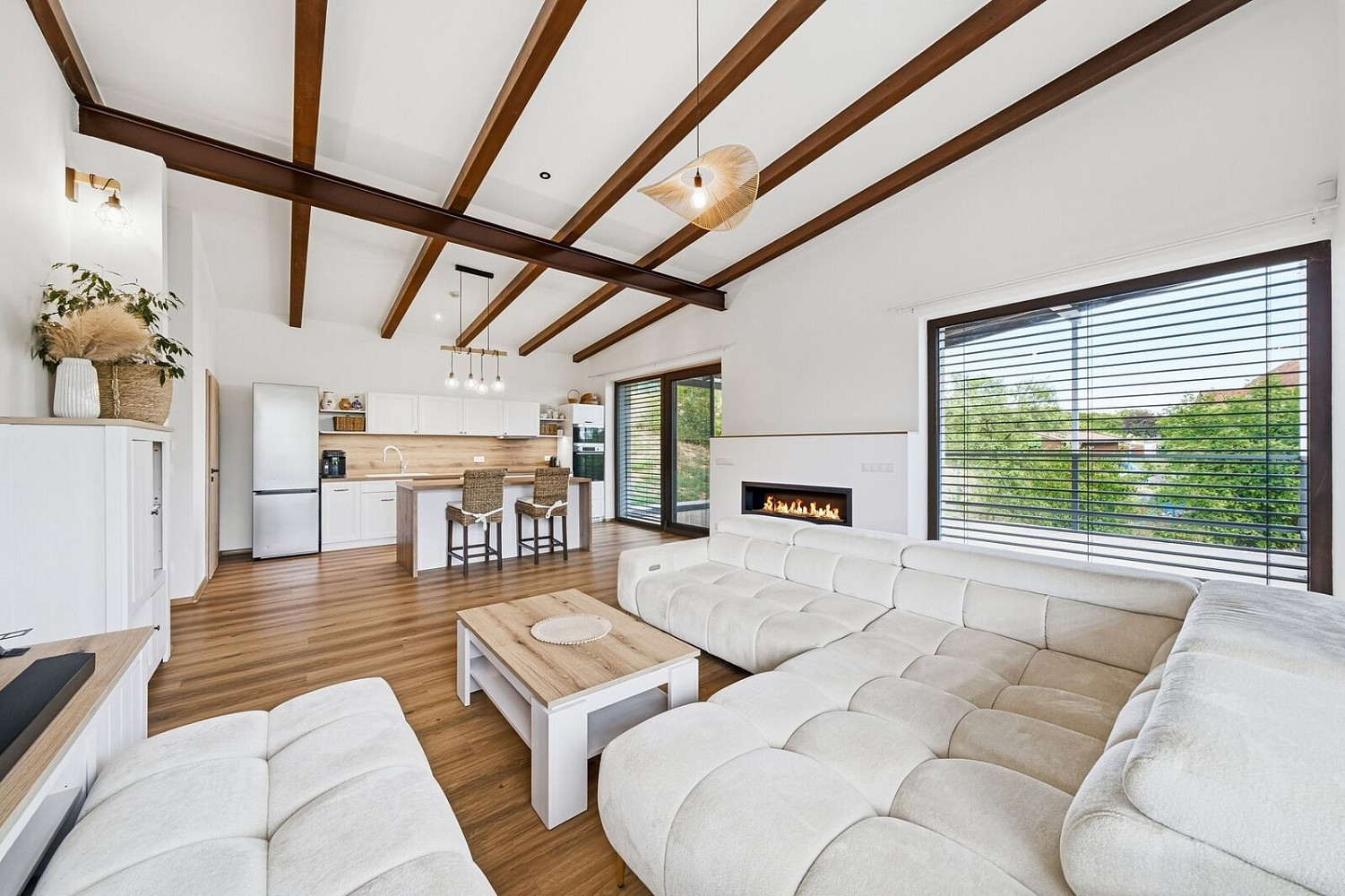 Prodej domu 157 m² s pozemkem 785 m² – fotografie 2