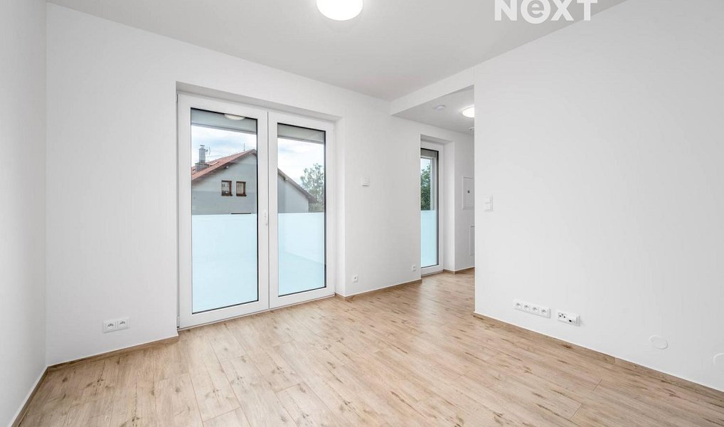 Pronájem bytu 1+kk 23 m², Mukařov – náhled fotky 5