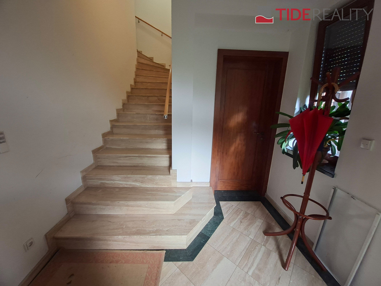Pronájem bytu 5+kk 226 m² – fotografie 5