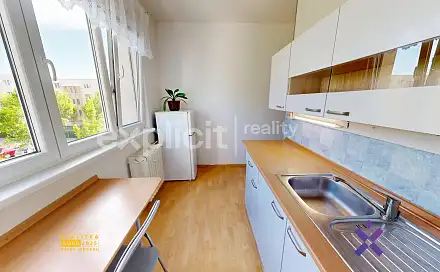 Pronájem bytu 1+1 32 m², Husova, Zlín - Malenovice