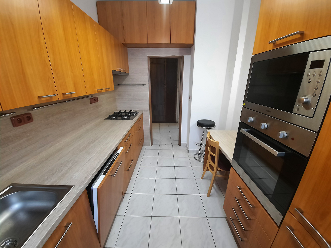 Prodej domu 168 m² s pozemkem 793 m² – fotografie 4