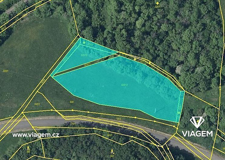 Prodej pole 1 391 m²