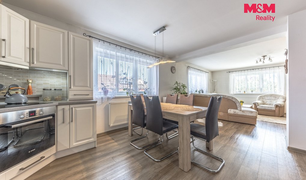 Prodej domu 152 m² s pozemkem 536 m², Velenka – náhled fotky 2