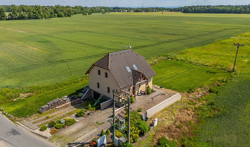 Prodej domu 107 m² s pozemkem 1 233 m², Sezemice – náhled fotky 29