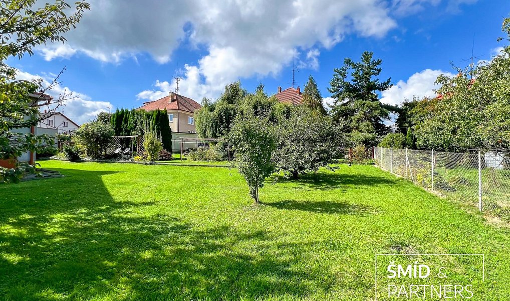 Prodej domu 112 m² s pozemkem 930 m², Krupá – náhled fotky 2