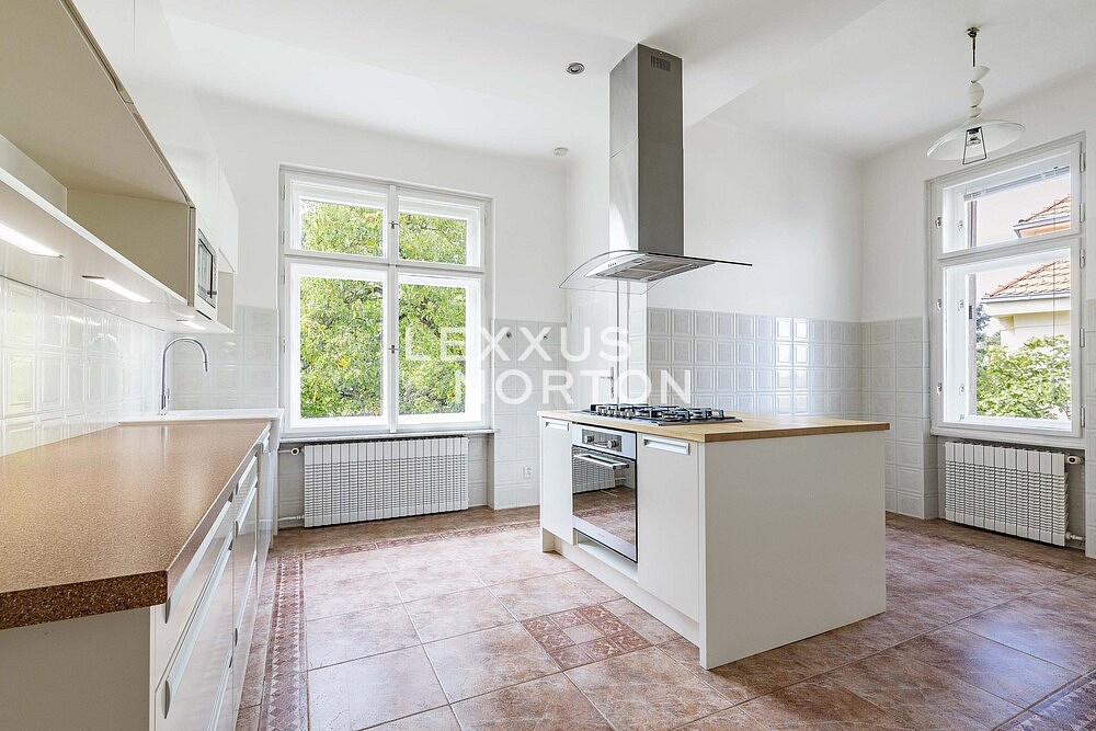 Pronájem bytu 5+1 150 m²