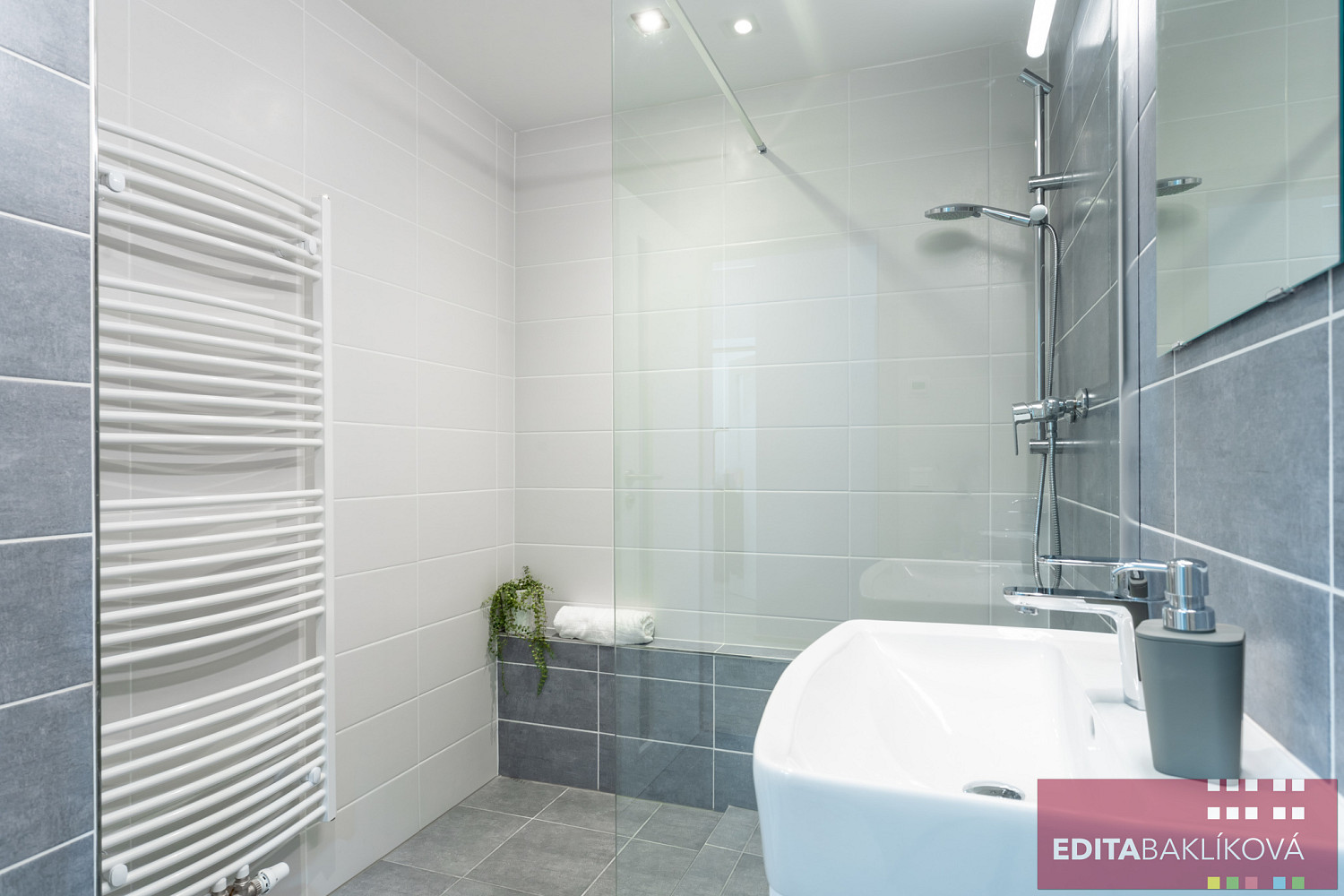 Pronájem bytu 2+kk 57 m² – fotografie 5