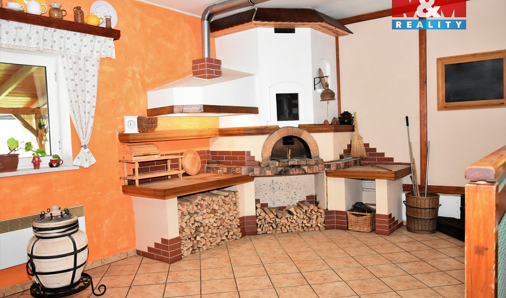 Prodej restaurace 530 m², Hukvaldy – náhled fotky 6