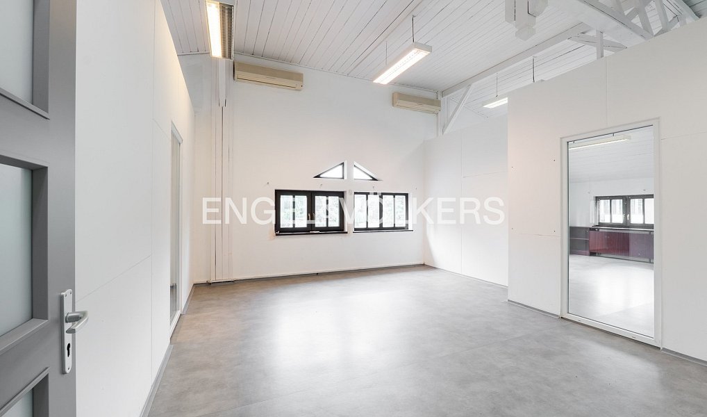 Pronájem kanceláře 849 m², Praha – náhled fotky 7