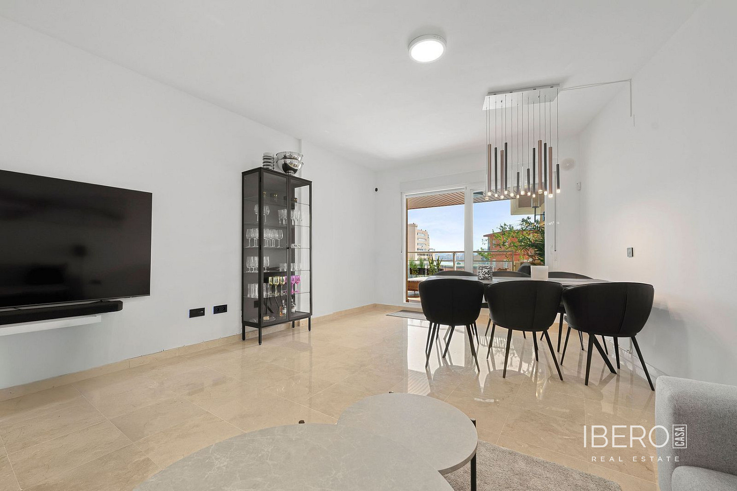 Prodej bytu 4+kk 106 m² — photo 2