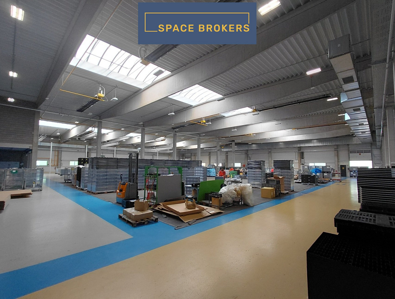 Pronájem skladovacích prostor 4 204 m² – fotografie 4