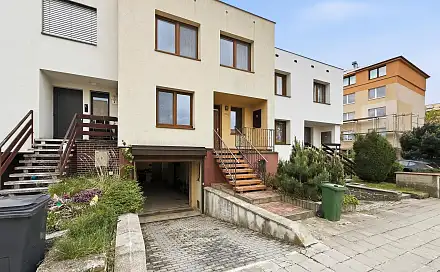 Pronájem domu 209 m² s pozemkem 238 m², Kpt. Nálepky, Třebíč - Nové Dvory