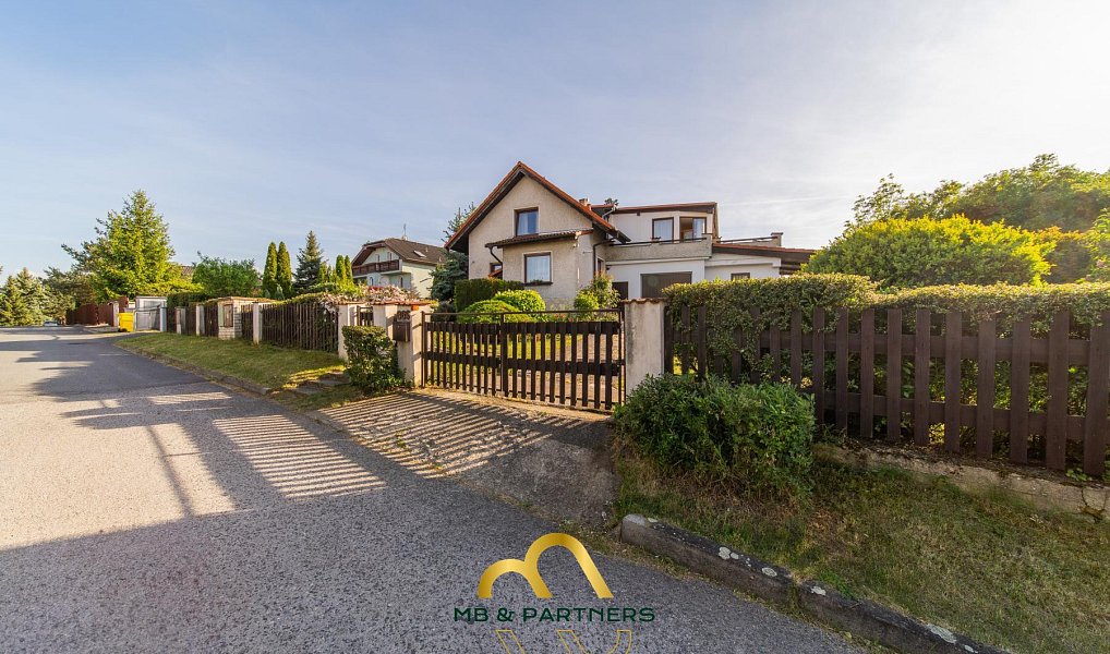Prodej domu 232 m² s pozemkem 978 m², Zdice – náhled fotky 47