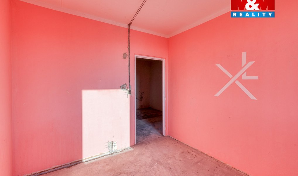 Prodej bytu 4+1 80 m², Rovná – náhled fotky 11