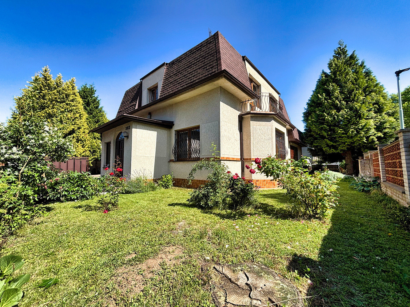 Prodej domu 184 m² s pozemkem 505 m² – fotografie 2