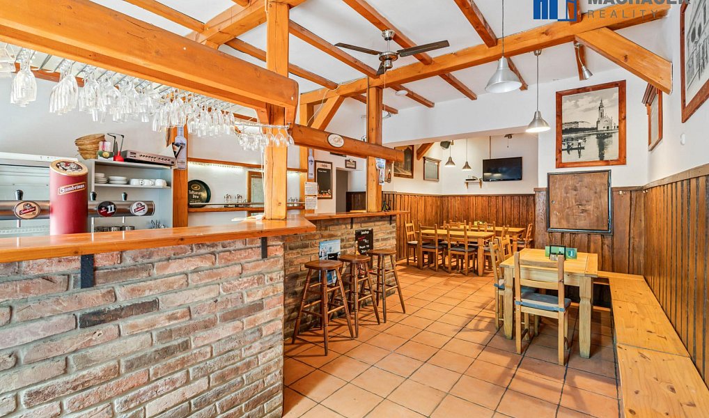 Prodej restaurace 669 m², Duchcov – náhled fotky 2