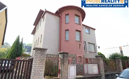 Prodej domu 330 m² s pozemkem 1 425 m², Na Kaplance, Beroun - Beroun-Město