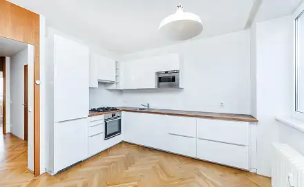 Prodej bytu 2+1 62 m², Ruská, Praha 10 - Vršovice