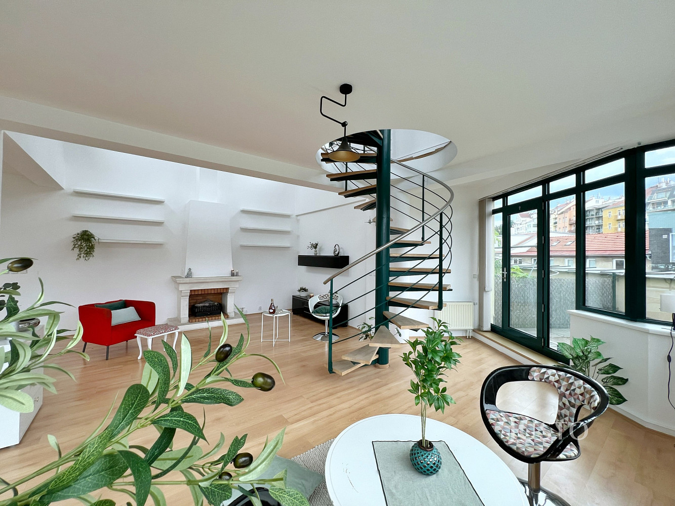 Pronájem bytu 2+1 100 m²