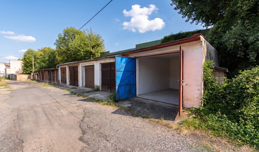 Pronájem bytu 2+kk 53 m², Teplice – náhled fotky 2