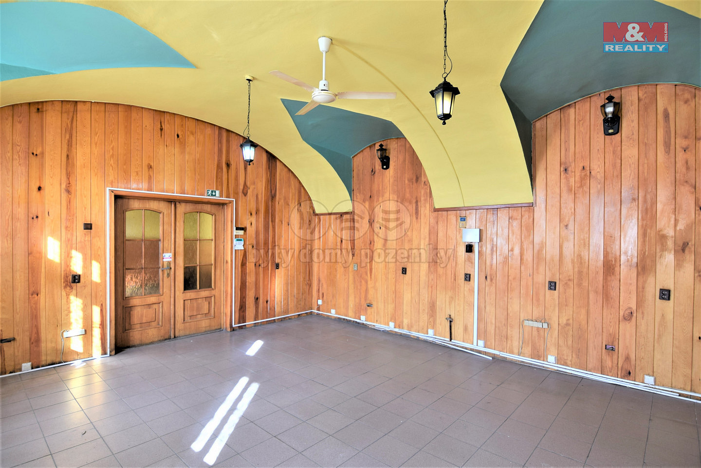 Pronájem obchodních prostor 116 m² — photo 2