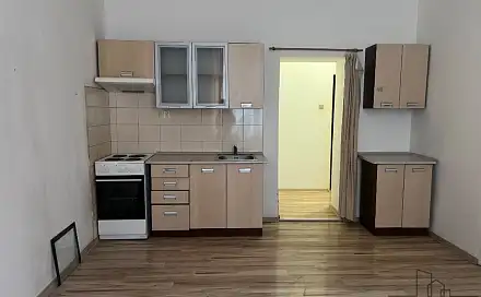 Pronájem bytu 1+1 56 m²