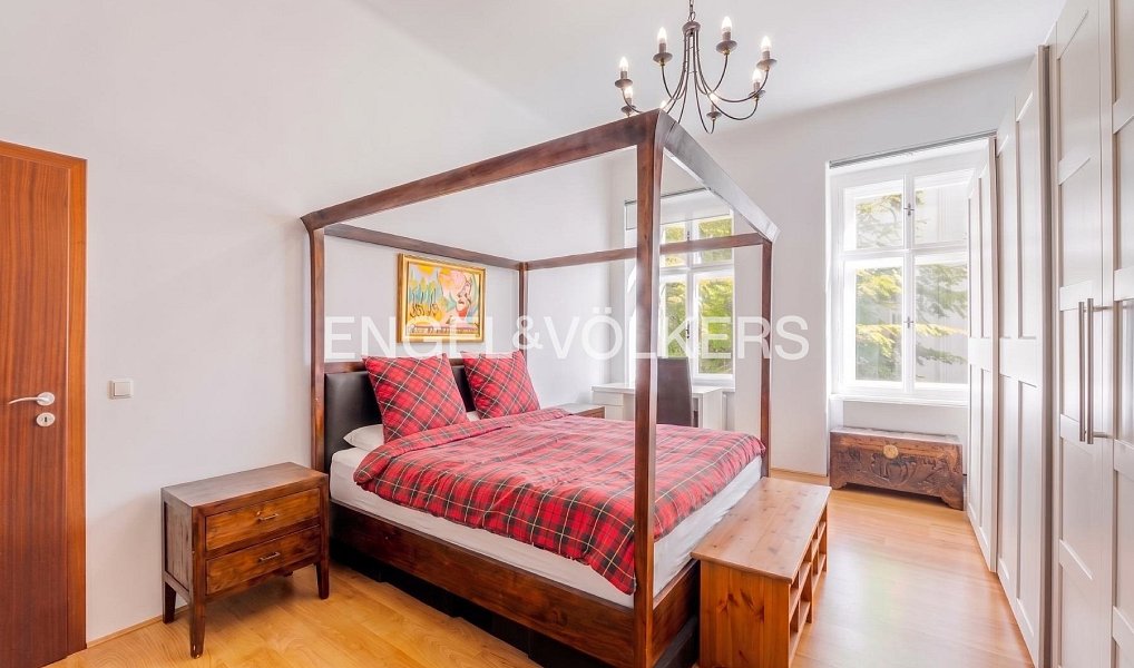 Prodej bytu 2+kk 65 m², Praha – náhled fotky 3