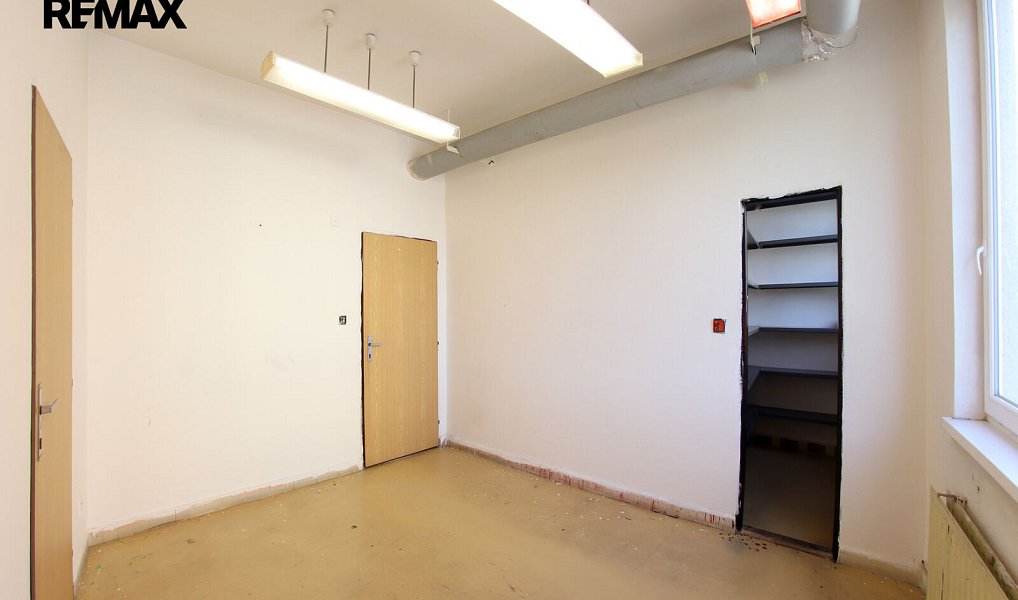 Prodej komerčního objektu (jiného typu) 470 m², Frýdek-Místek – náhled fotky 8