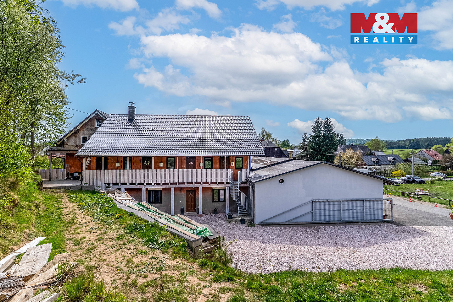 Prodej domu 1 190 m² s pozemkem 4 299 m² — photo 3