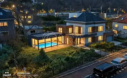 Prodej domu 274 m² s pozemkem 847 m², Starolázeňská, Praha 5 - Velká Chuchle