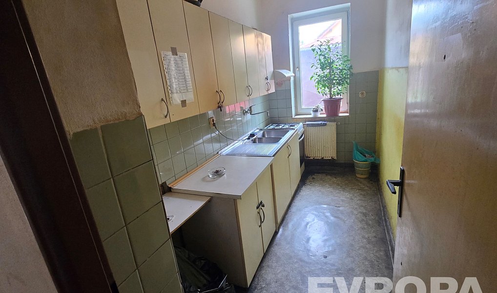 Prodej domu 368 m² s pozemkem 608 m², Havlíčkův Brod – náhled fotky 3