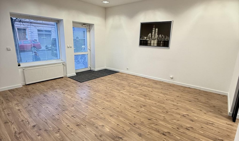 Pronájem kanceláře 48 m², Duchcov – náhled fotky 2