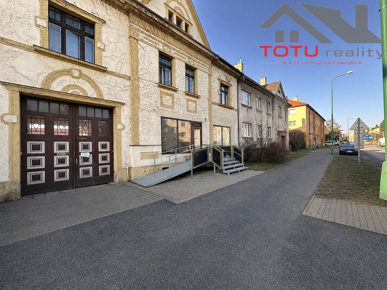 Pronájem obchodních prostor 75 m² – fotografie 2