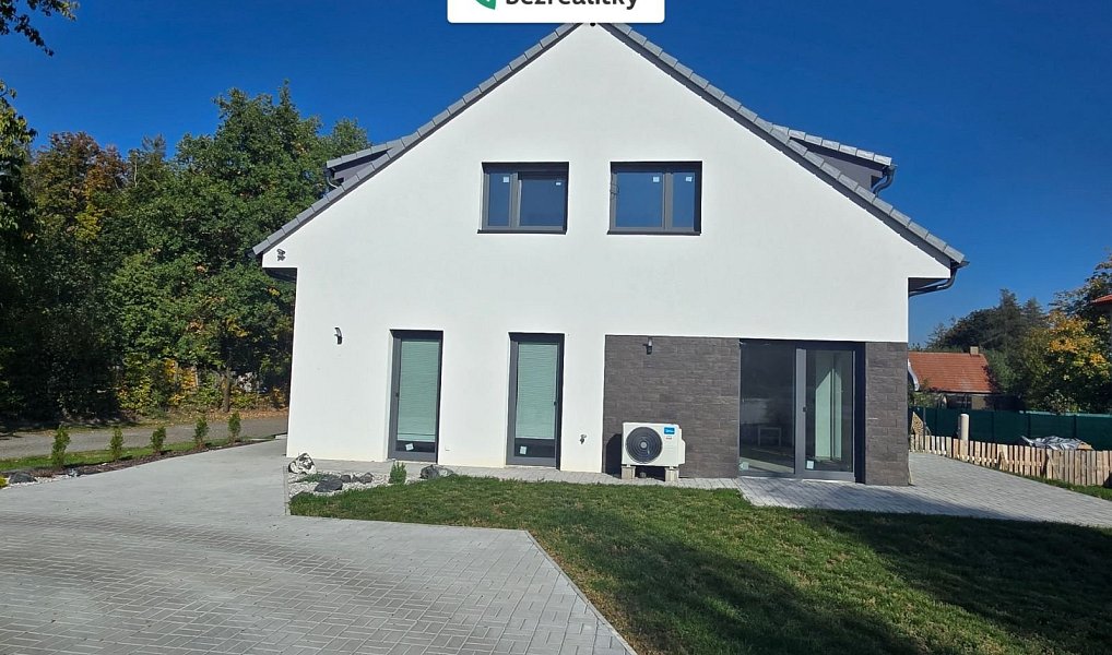 Prodej domu 150 m² s pozemkem 400 m², Drnek – náhled fotky 3