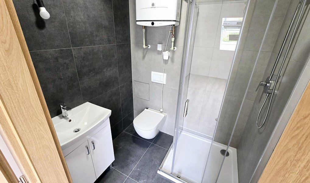 Prodej bytu 1+kk 17 m², Praha – náhled fotky 3