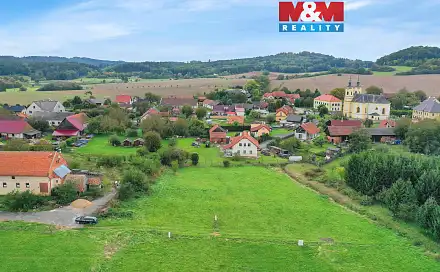 Prodej stavebního pozemku 1 301 m², Ostružno, okres Jičín