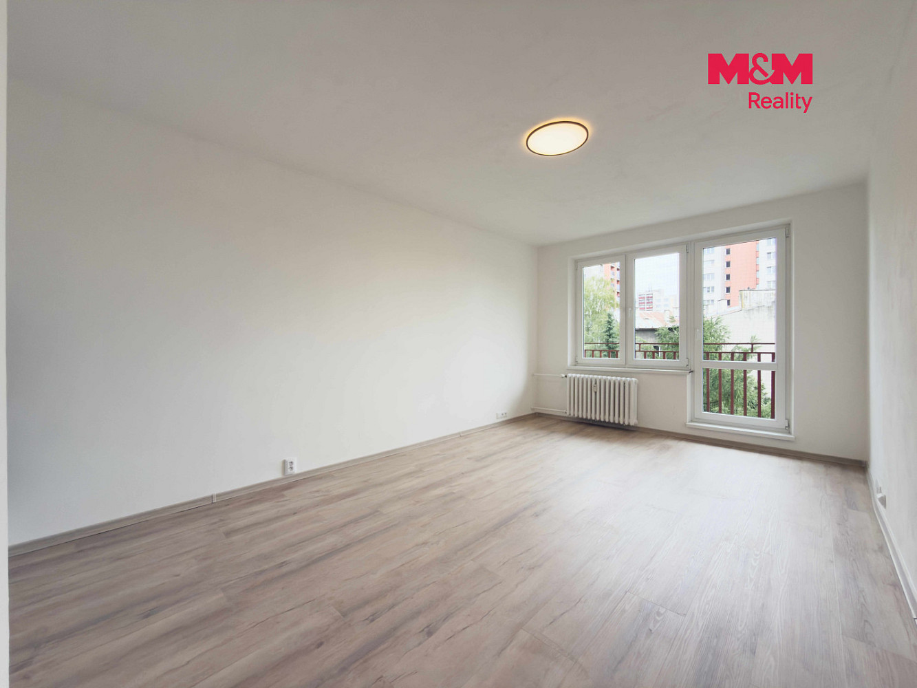 Pronájem bytu 1+kk 30 m² — photo 2