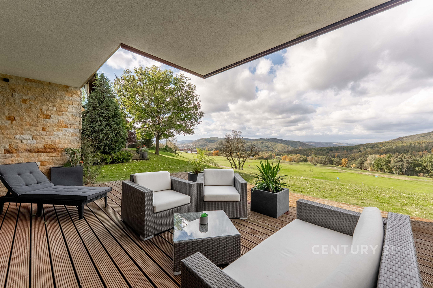 8 rooms, 246.0 m² in Beroun_Cz