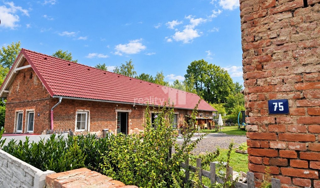 Prodej domu 114 m² s pozemkem 1 800 m², Vinary – náhled fotky 27