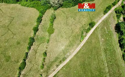Prodej stavebního pozemku 2 659 m², Nezamyslice, okres Klatovy